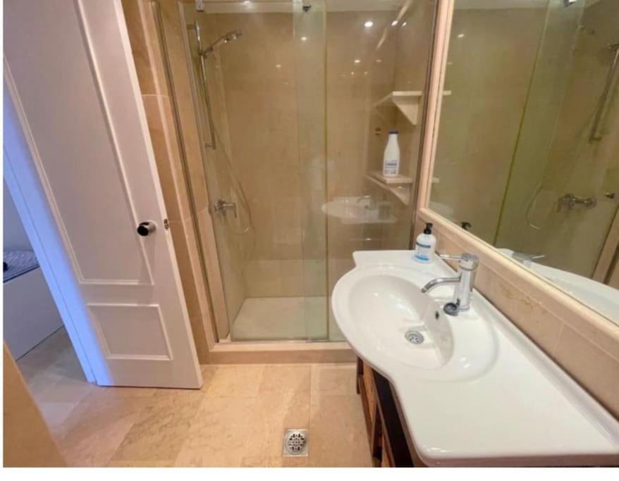 Sotogrande Paseo Del Mar - 10 Steps Away From The Beach San Roque  Exterior photo